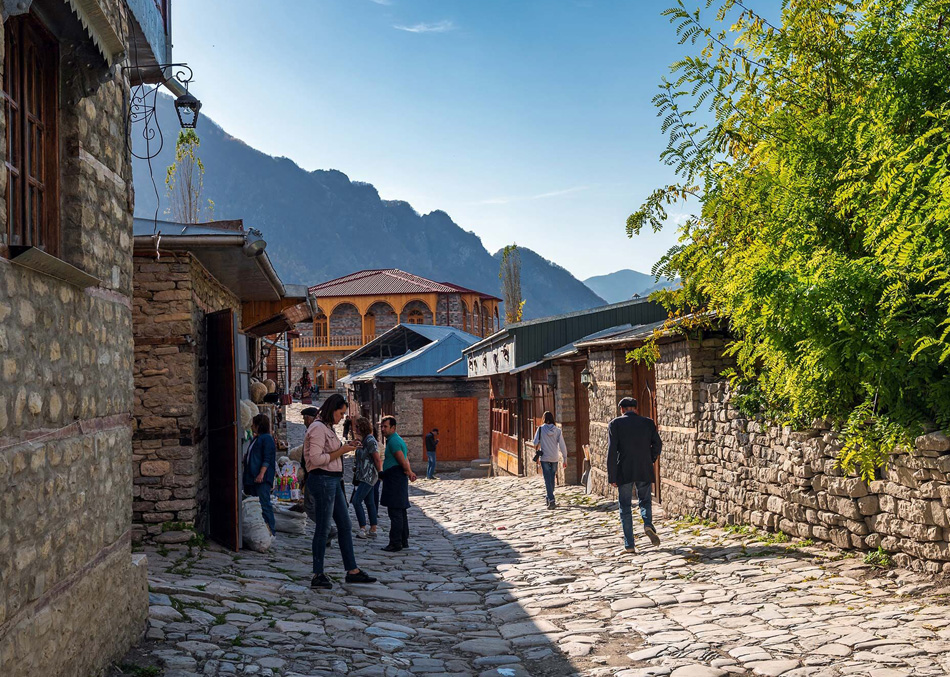 LAHIJ